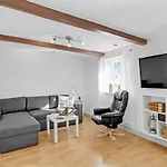 Stunning In Apartment *