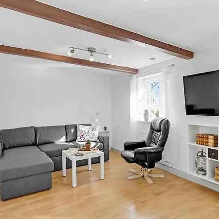 1 Bedroom Pet Friendly In 아파트 *